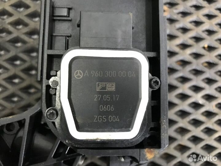 Педаль газа