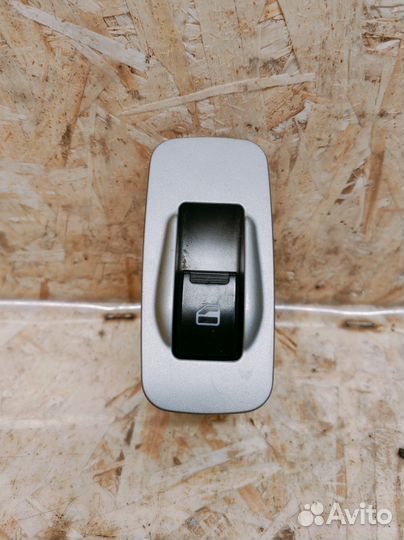 Кнопка стеклоподъемника Chery Tiggo (T11)