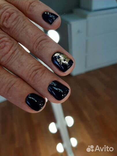 Маникюр с покрытием гель-лаком