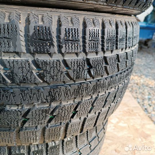 Toyo Observe GSi-5 245/40 R18
