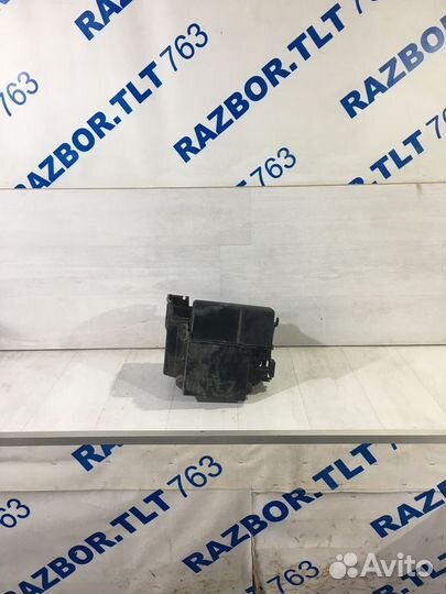 Площадка под аккумулятор mazda 3 BK 2.0 мт седан