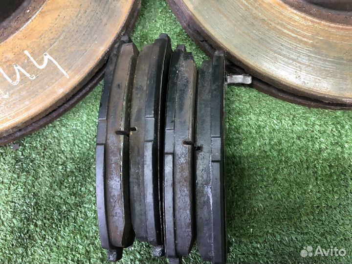 Диски тормозные, колодки передние Hyundai ix 35