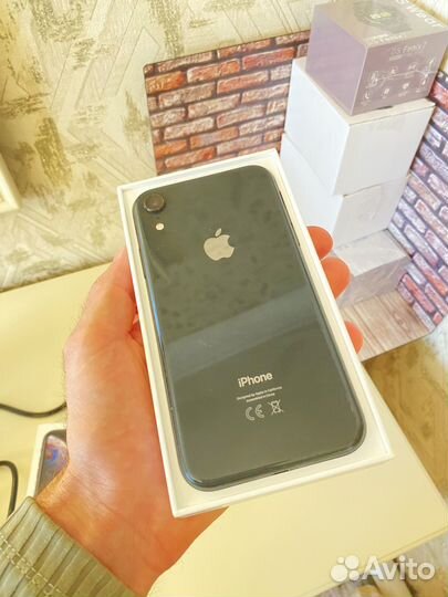 iPhone Xr, 64 ГБ