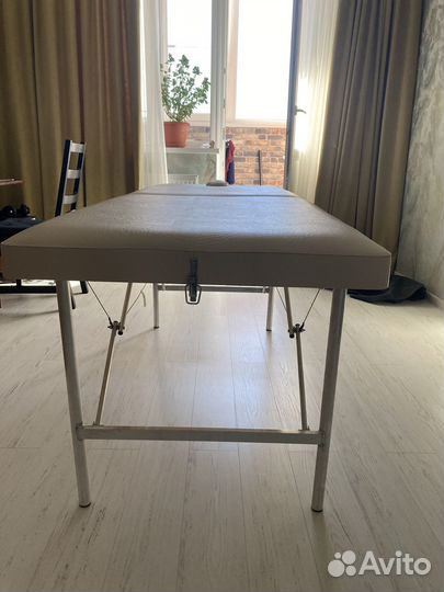 Массажный стол складной с вырезом