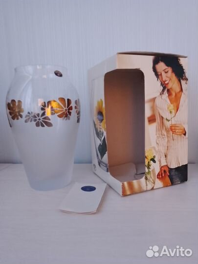 Ваза для цветов фирмы 