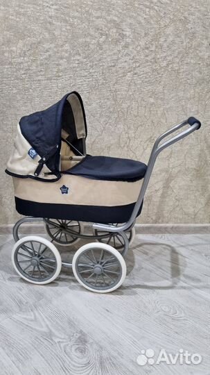 Коляска для кукол