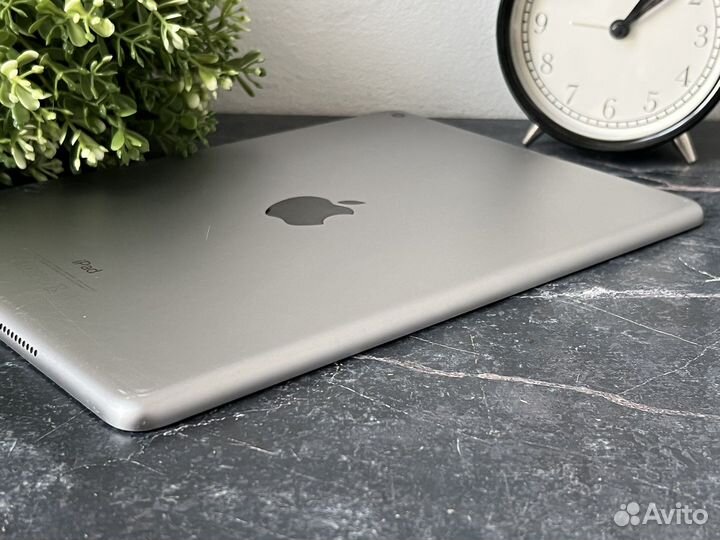iPad 5 2017 32Gb WiFi Ростест