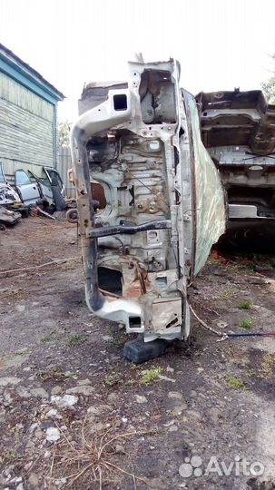 Лонжероны Митсубиси carisma