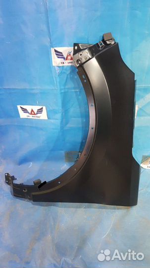 Крыло левое переднее левое Ford Explorer 5 U502