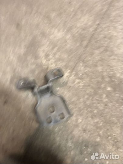 Дверные петли jeep grand cherokee WJ