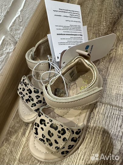 Сандали для девочки