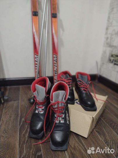 Беговые лыжи