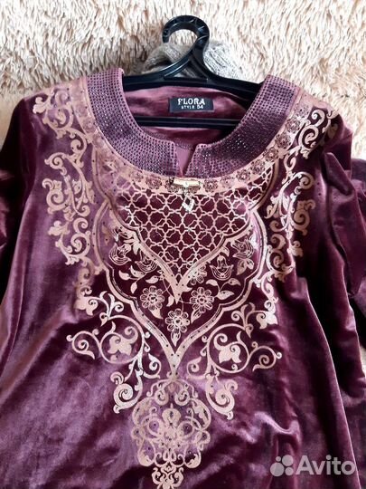 Платье длинное,в пол