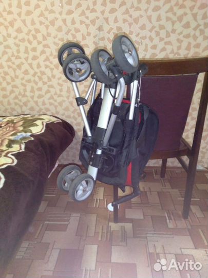 Прогулочная коляска-трость Geoby Mickey