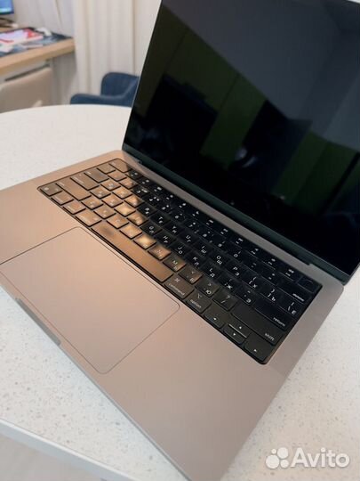 Apple MacBook Pro 14 M1