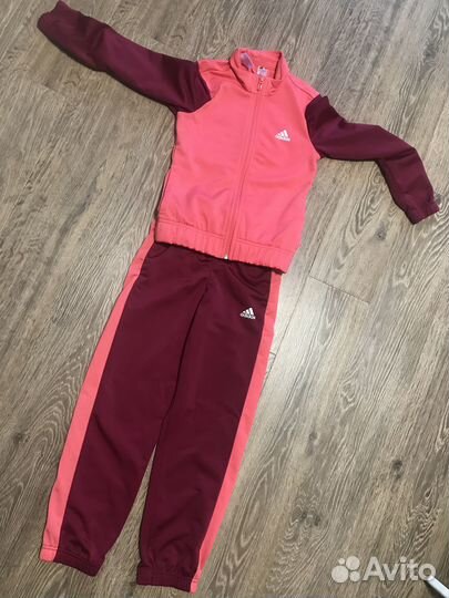 Спортивный костюм adidas для девочек