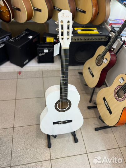 Классическая гитара 3/4 с чехлом