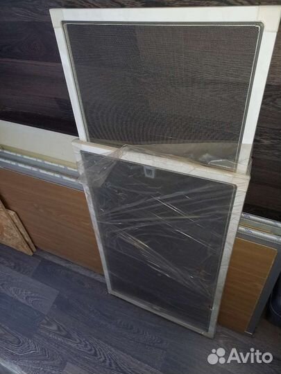 Москитные сетки на окна новые