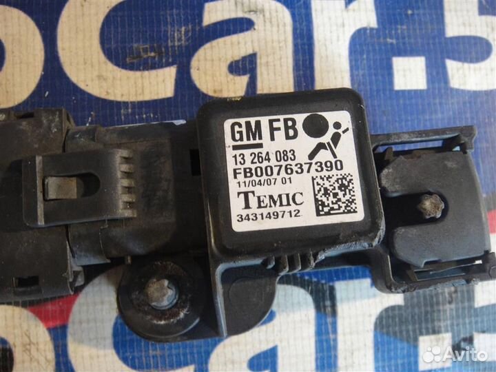 Датчик удара Опель Зафира Б