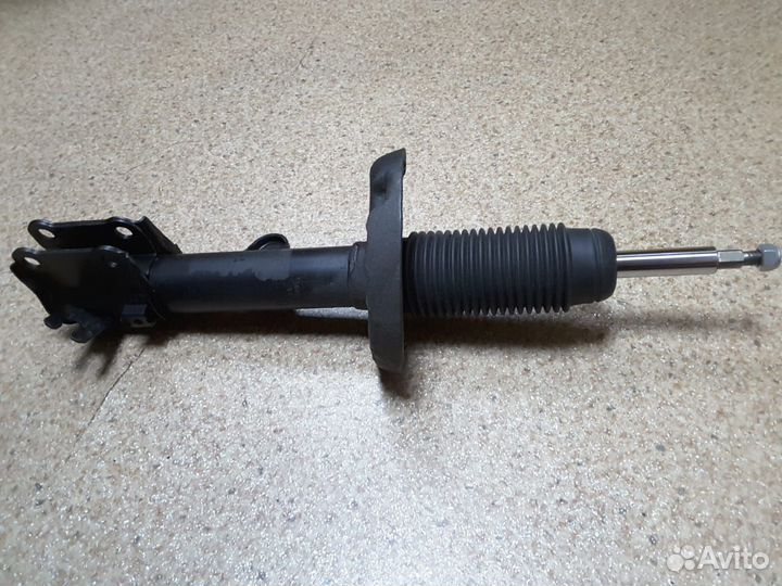 Стойки передние Sachs на KIA Sportage KM, JE