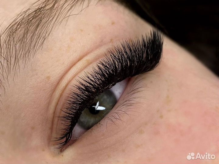 Наращивание и ламинирование ресниц Екатеринбург