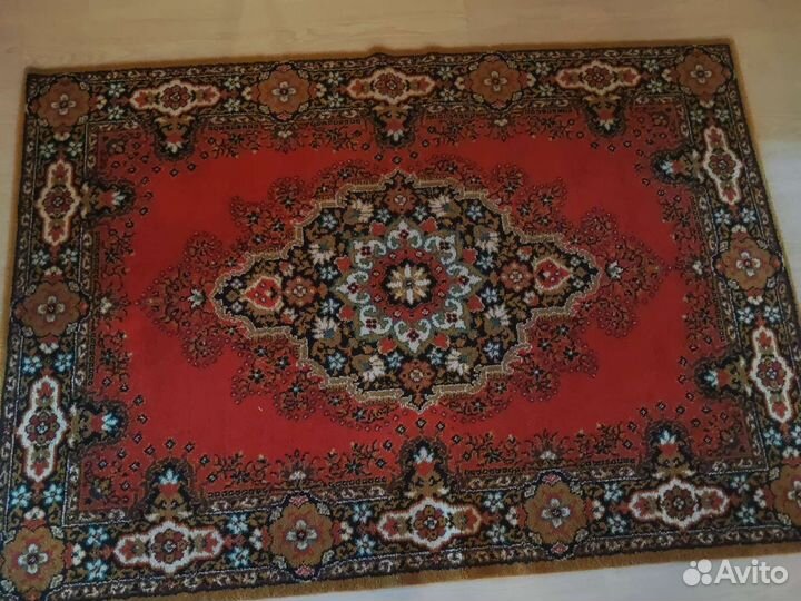 Ковер шерстяной 2 на 3 и 1.5 на 2