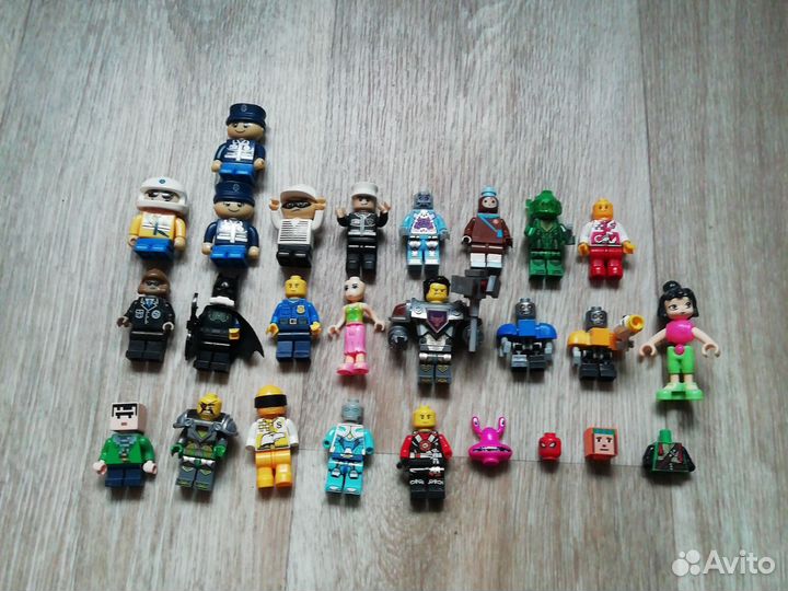 Lego minifigures