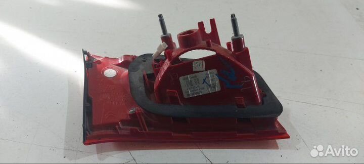 Фонарь внутренний задний правый Citroen C4 B7