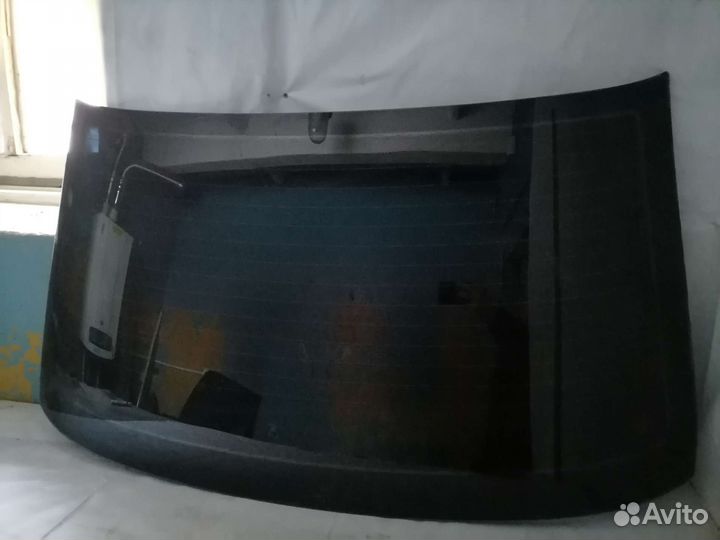 Заднее лобовое стекло на ваз