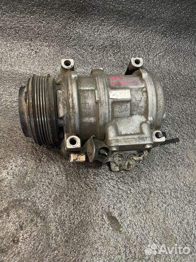 Компрессор кондиционера BMW3 E36 8390646