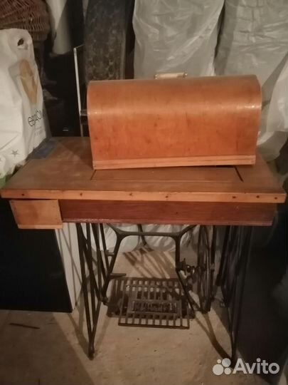 Швейная машинка