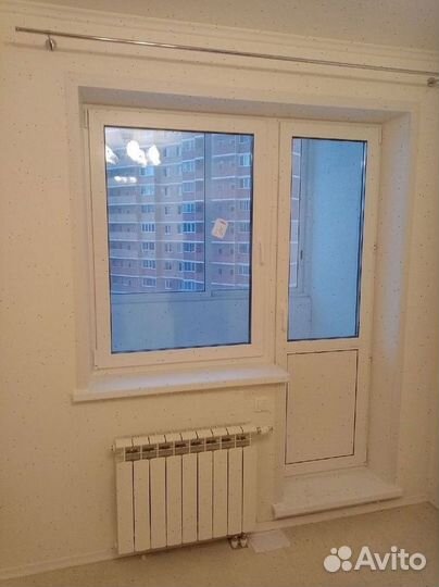 Балконный блок с дверьюпвх