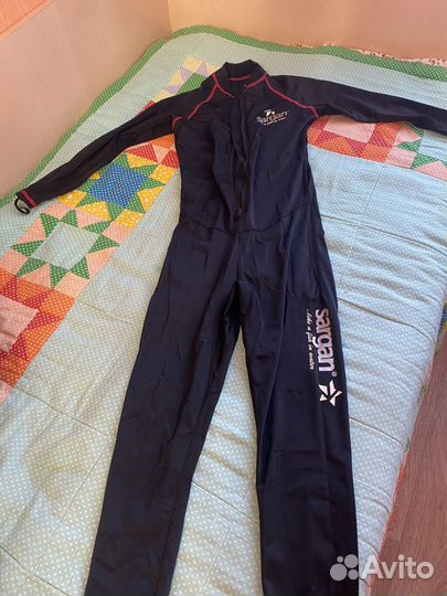 Гидрокостюм для дайвинга