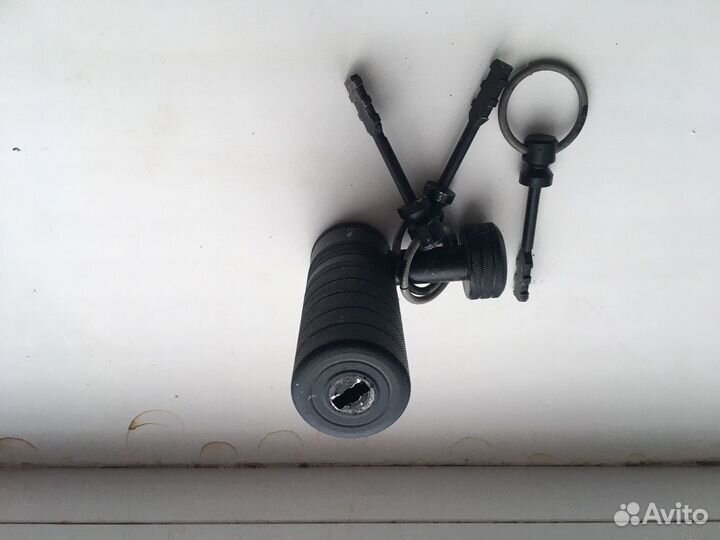 Замок гаражный навесной