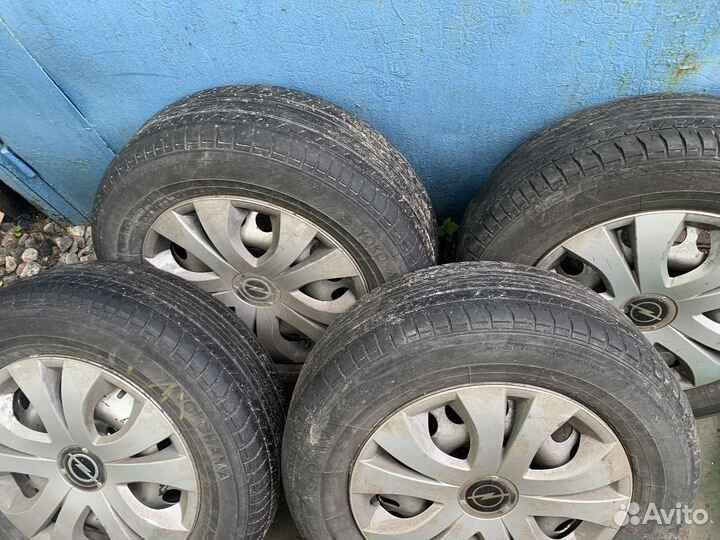 Yokohama Aspec A349A 215/65 R16