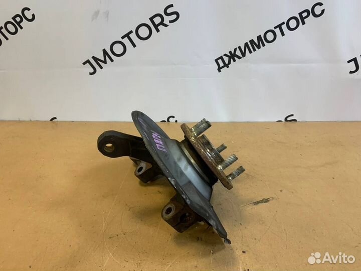 Кулак передний правый Mitsubishi Outlander XL