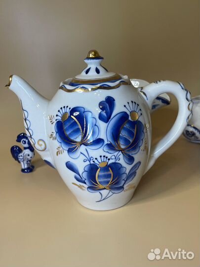 Фарфоровая посуда гжель