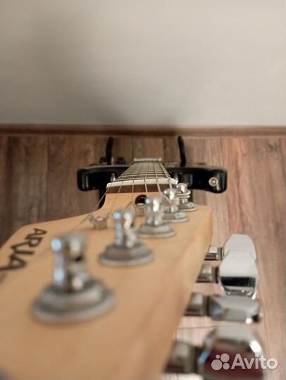 Электрогитара Aria+комбик Randall+чехол+ремень