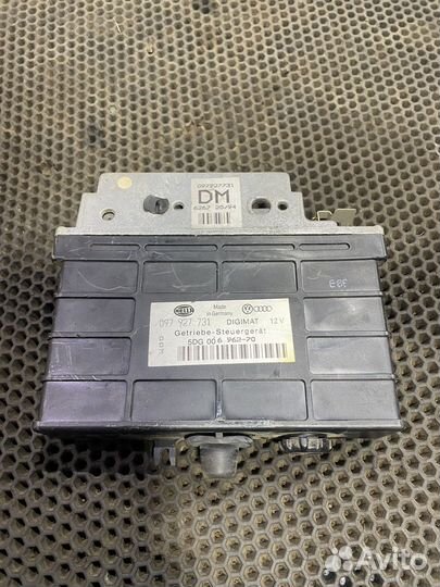 Блок управления АКПП Audi 80 B4 Ауди