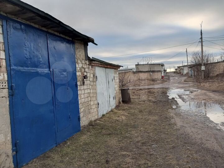 Гараж, > 30 м²