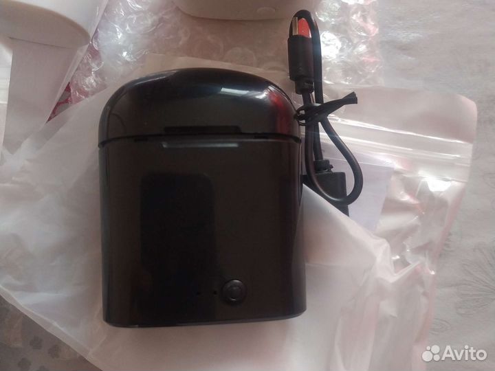 Беспроводные наушники новые