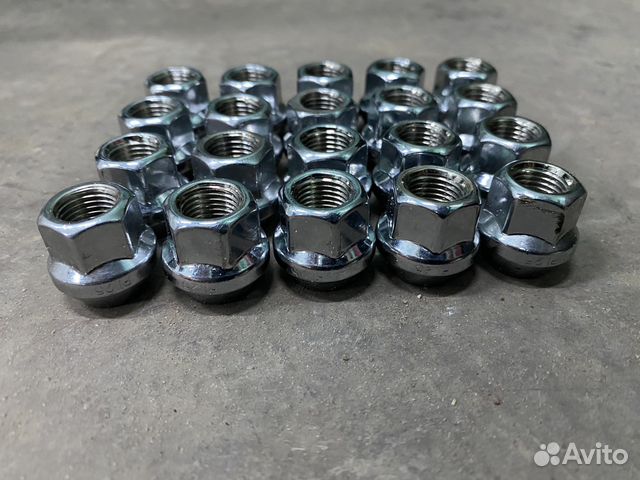Гайки колесные niva