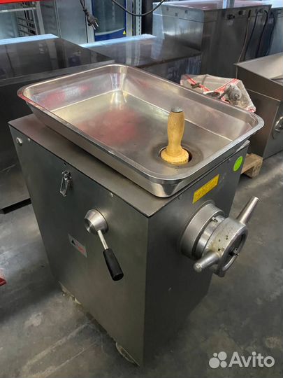 Мясорубка промышленная волчок