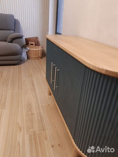 Комод из массива дуба