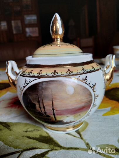 Сервиз фарфоровый ручной работы чайный и кофейный