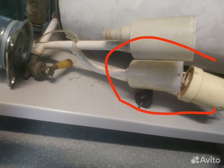 Регулятор уровня для дтстиллятора