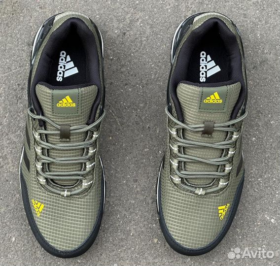 Кроссовки adidas