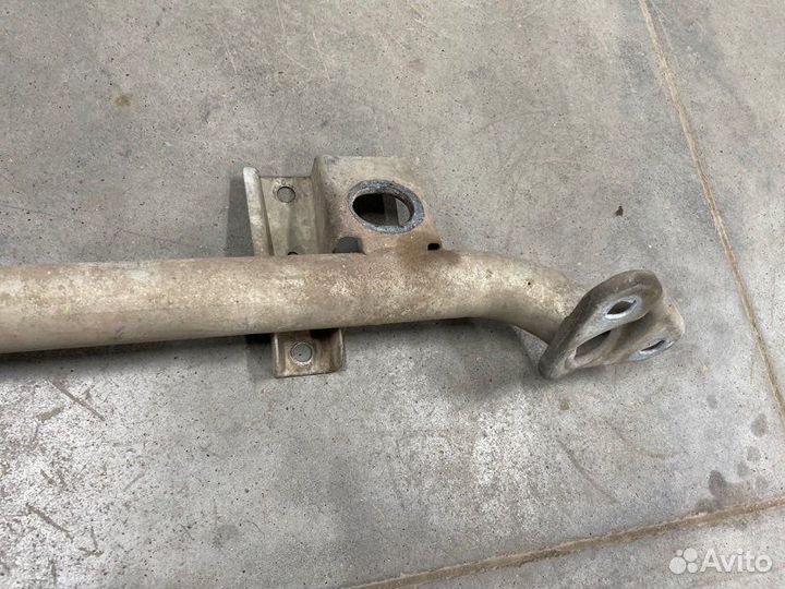 Усилитель бампера передний Mercedes-Benz