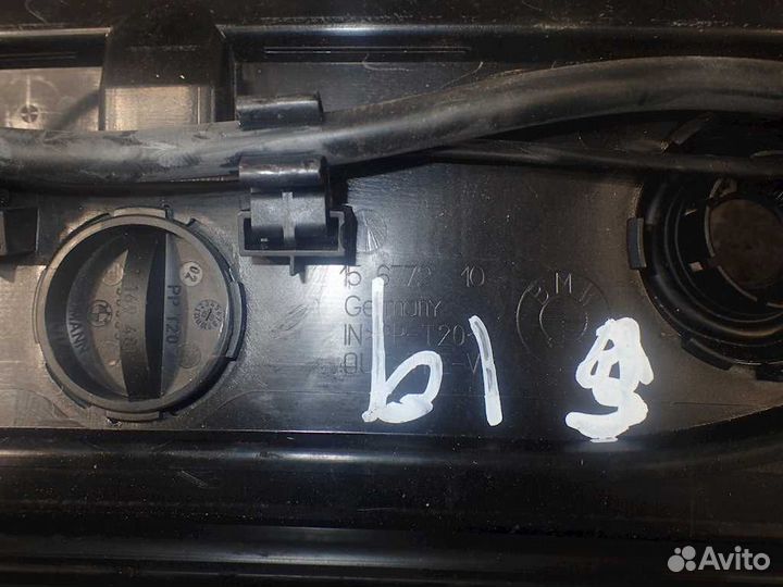 Дождевик (жабо) для BMW 3-Series (E90/E91/E92/E93)