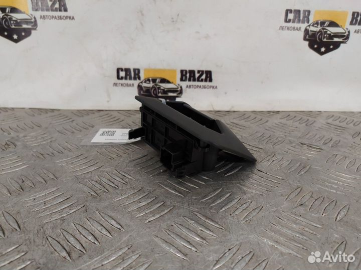 Кнопка фиксатора стояночного тормоза Volvo S80 II